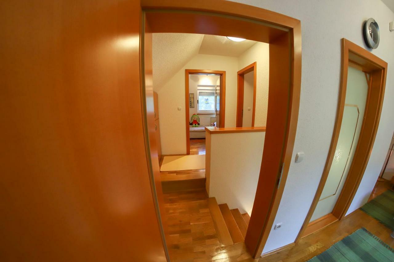 Holiday Home Villa Sara Bihać Buitenkant foto