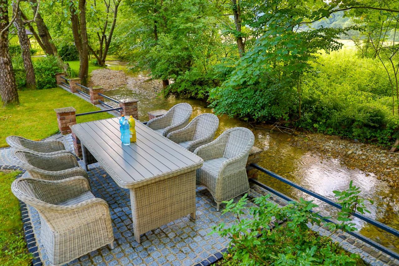 Holiday Home Villa Sara Bihać Buitenkant foto